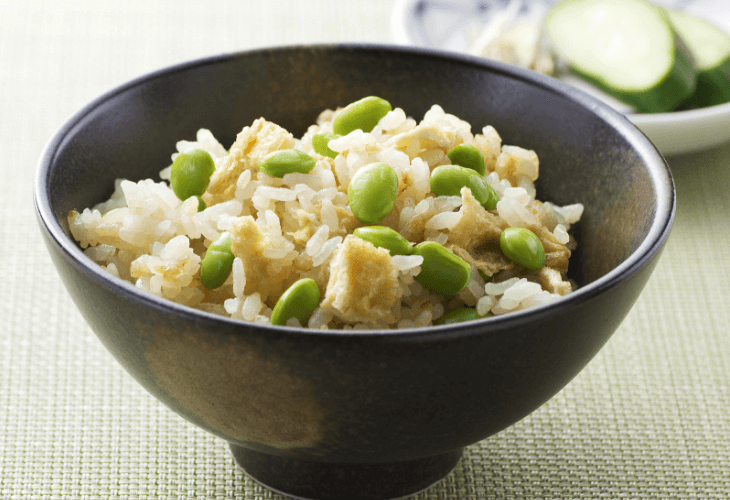 枝豆と油揚げの炊き込みご飯